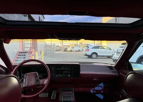 1989 Oldsmobile Toronado Trofeo z USA, uszkodzony, nr VIN 1G3EV11C3KU308524